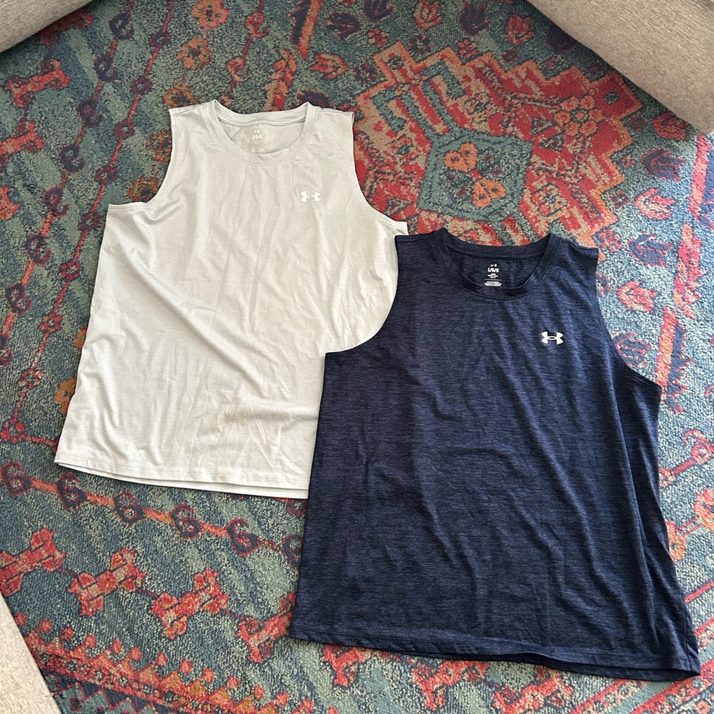 Under Armour Navy & Light Gray/blue women’s Sleeveless Tank Tops
